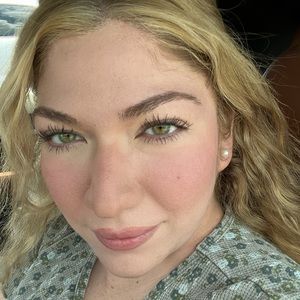 Meet your Posher, Natalia